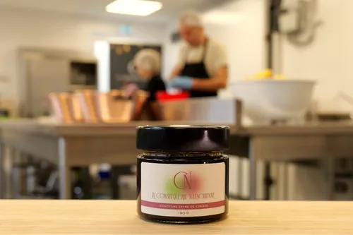 Pot de confiture extra de cerises de La Conserverie Naborienne